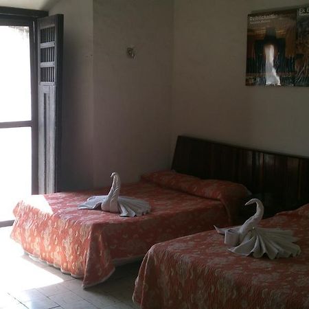 Hotel Sol Colonial Валядолид Стая снимка